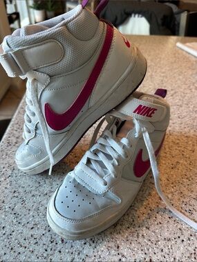Nike High-Top Sneakers in White and Magenta